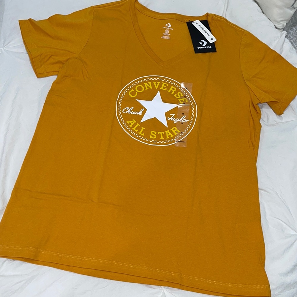 🔥LAST ONE🔥🧡CONVERSE VNECK TEE🧡